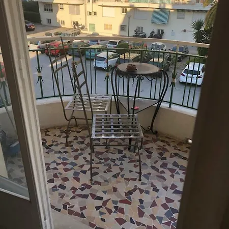 Hippodrome Apartman *
